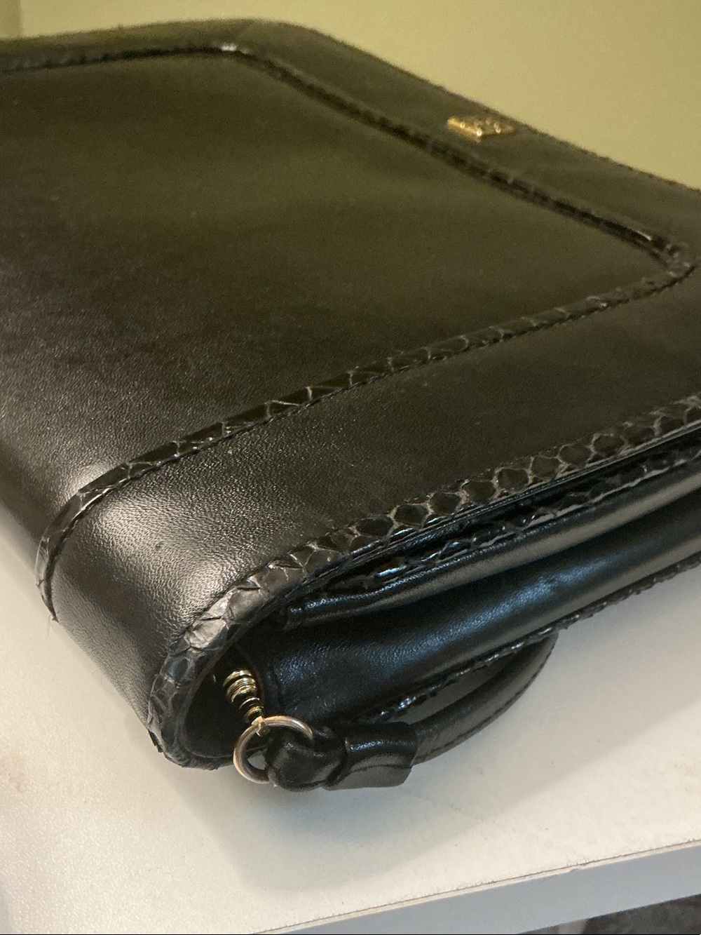 Givenchy Sacs Vintage Black Leather Shoulder Crossbody Bag Gold Accents EUC - Picture 8 of 15
